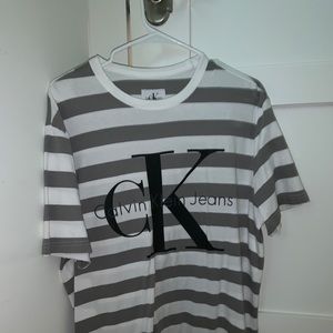 Calvin Klein T-Shirt as L